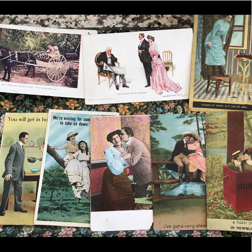 Lot of Vintage postcards.